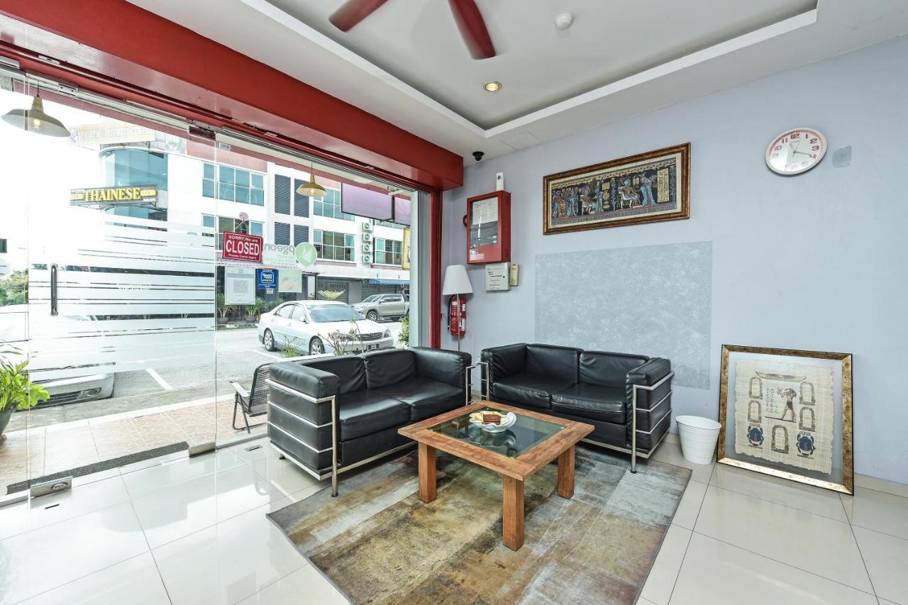 Oyo 90644 M Three Hotel Sitiawan Luaran gambar